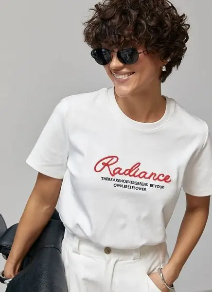 casual summer t-shirt outfit for women 2026 Clean White Tee and Monochrome Minimal Styling