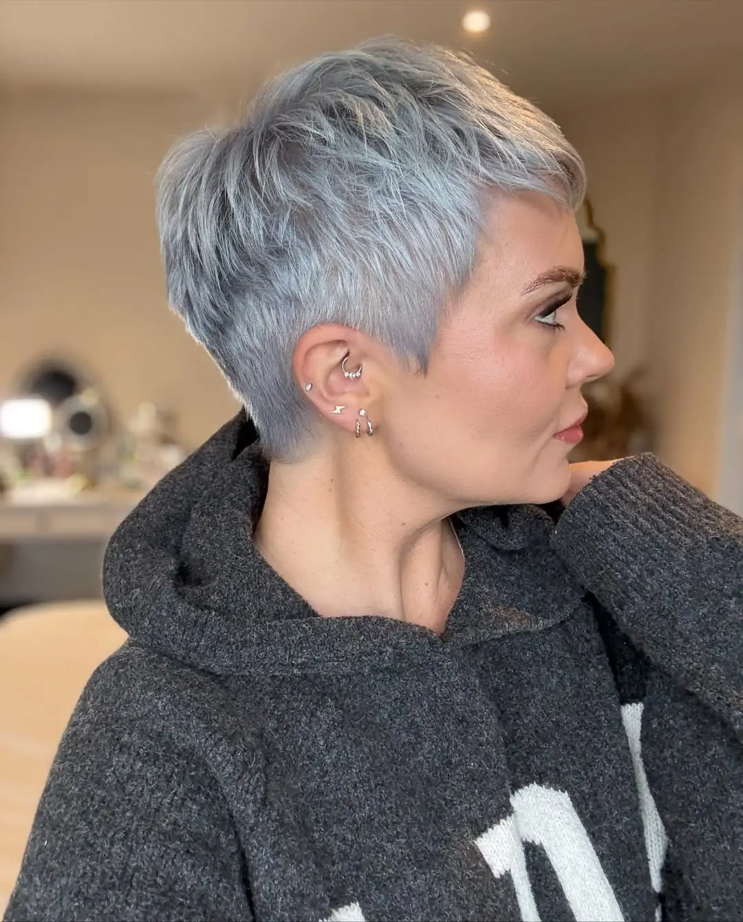 chic summer haircut 2026 Cool Toned Pixie for a Fresh Reset