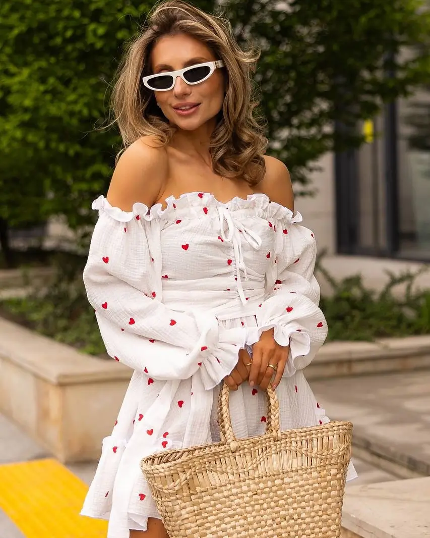 hot summer heat wave outfits 2026 Soft Romance Meets City Heat