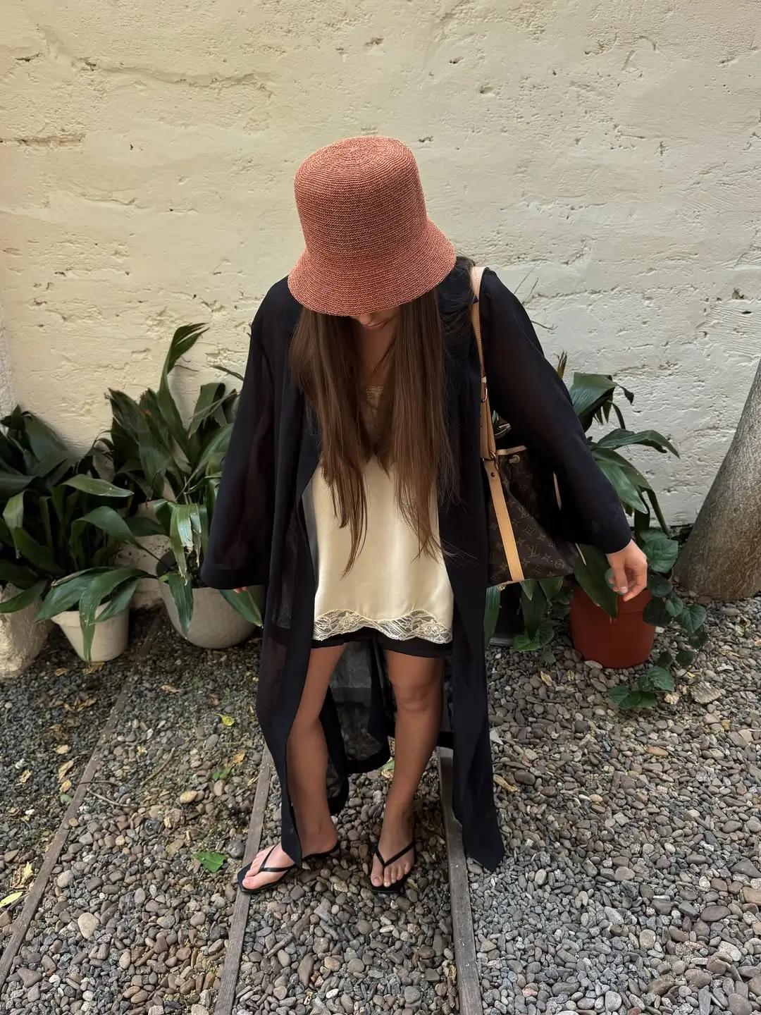 hot summer heat wave outfits 2026 Layered Ease for Unexpected Moments