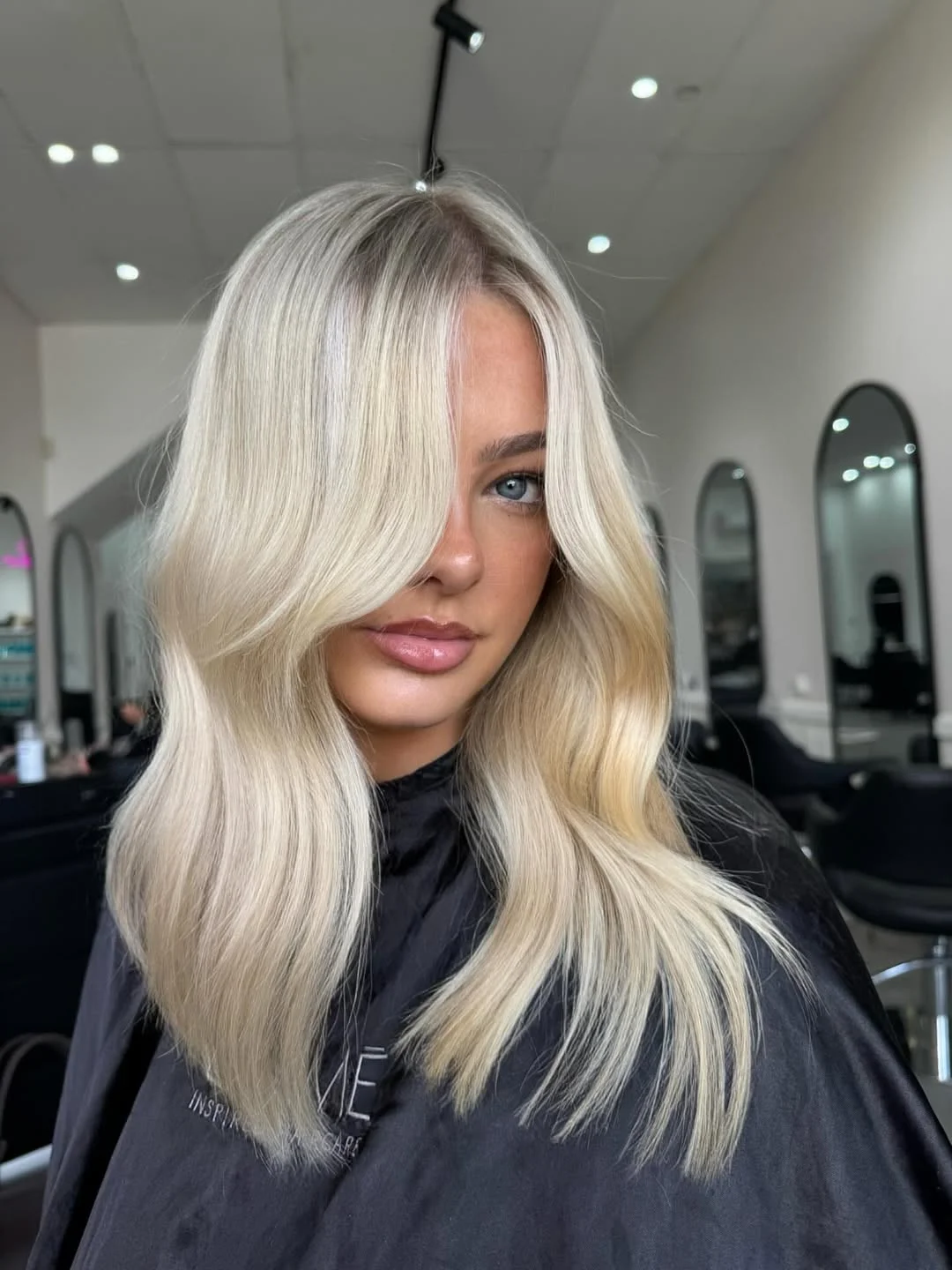layered summer haircuts for fuller faces 2026 Butterfly-Inspired Layers With Airy Movement