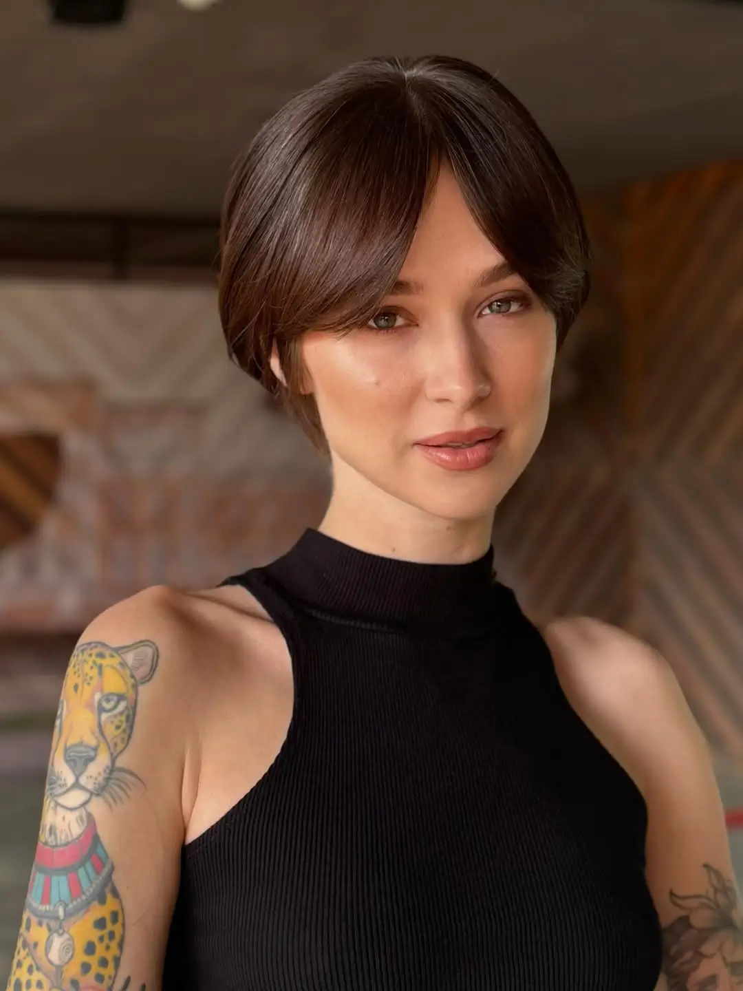 layered summer haircuts for thin fine hair 2026 Soft Rounded Bob with Curtain Movement