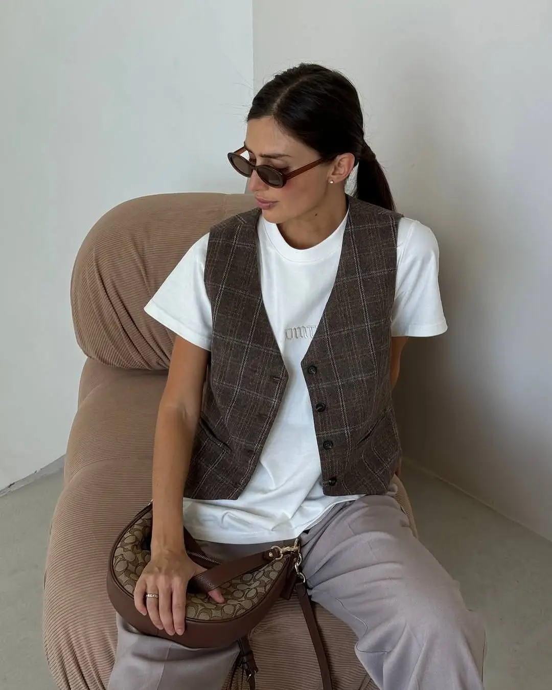 summer business casual outfit for women 2026 Tailored Vest Layers for Quiet Luxury Days