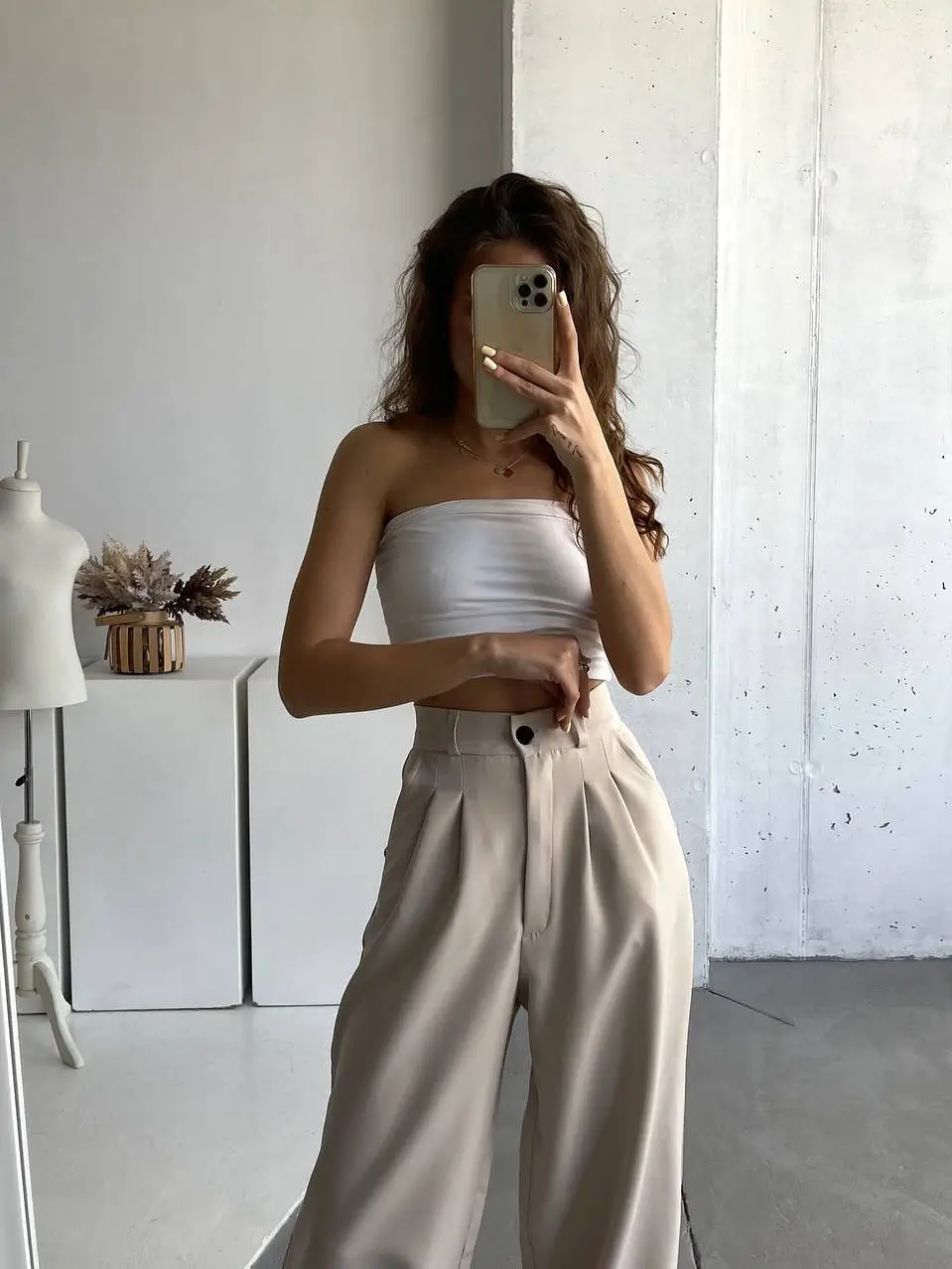summer fashion outfits for women 2026 Minimal Neutral Set That Feels Like a Reset
