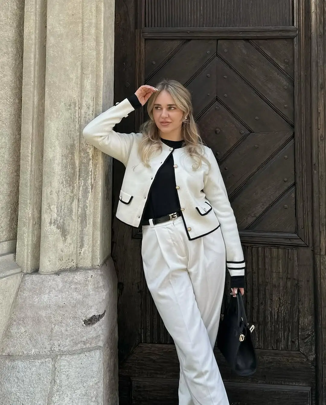 summer old money outfit for women 2026 Classic Black and White with Polished Preppy Finish