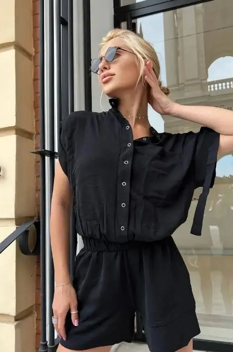 Summer Romper Outfits For Women 2026 Relaxed Black Minimalism for Everyday Wear