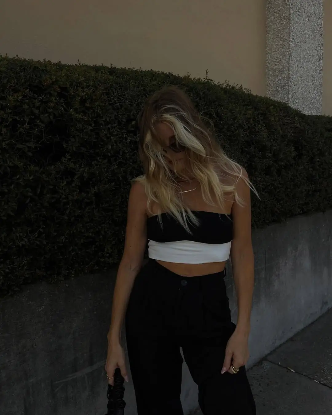 summer set outfits for women 2026 Monochrome Contrast Sets That Feel Sharp