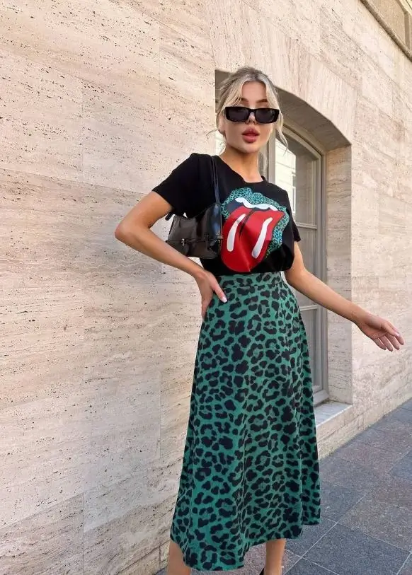 summer skirt outfits 2026 Bold Green Pattern with Street Style Confidence