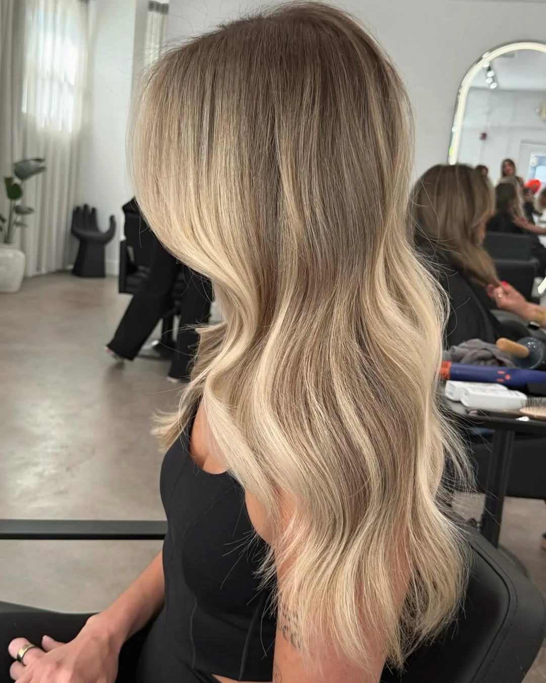 creamy summer blonde hair color 2026 Soft Beige Flow Layers
