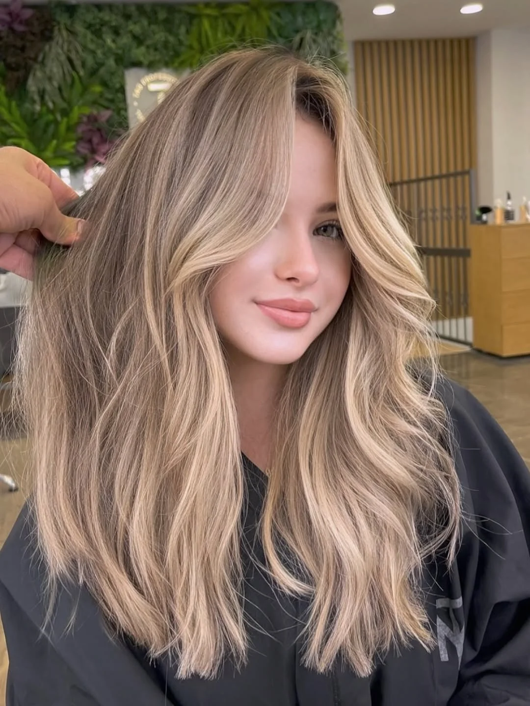 creamy summer blonde hair color 2026 Dimensional Cream Blonde with Airy Volume