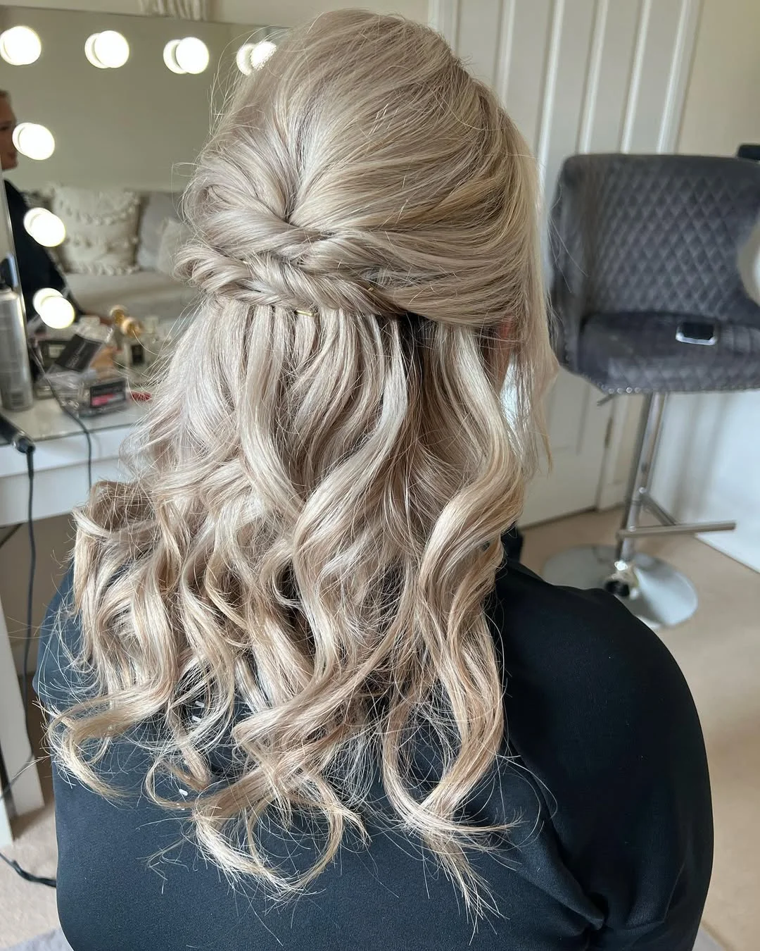 easy summer hairstyles ideas 2026 Soft Voluminous Curls With Elegant Half-Up Detail