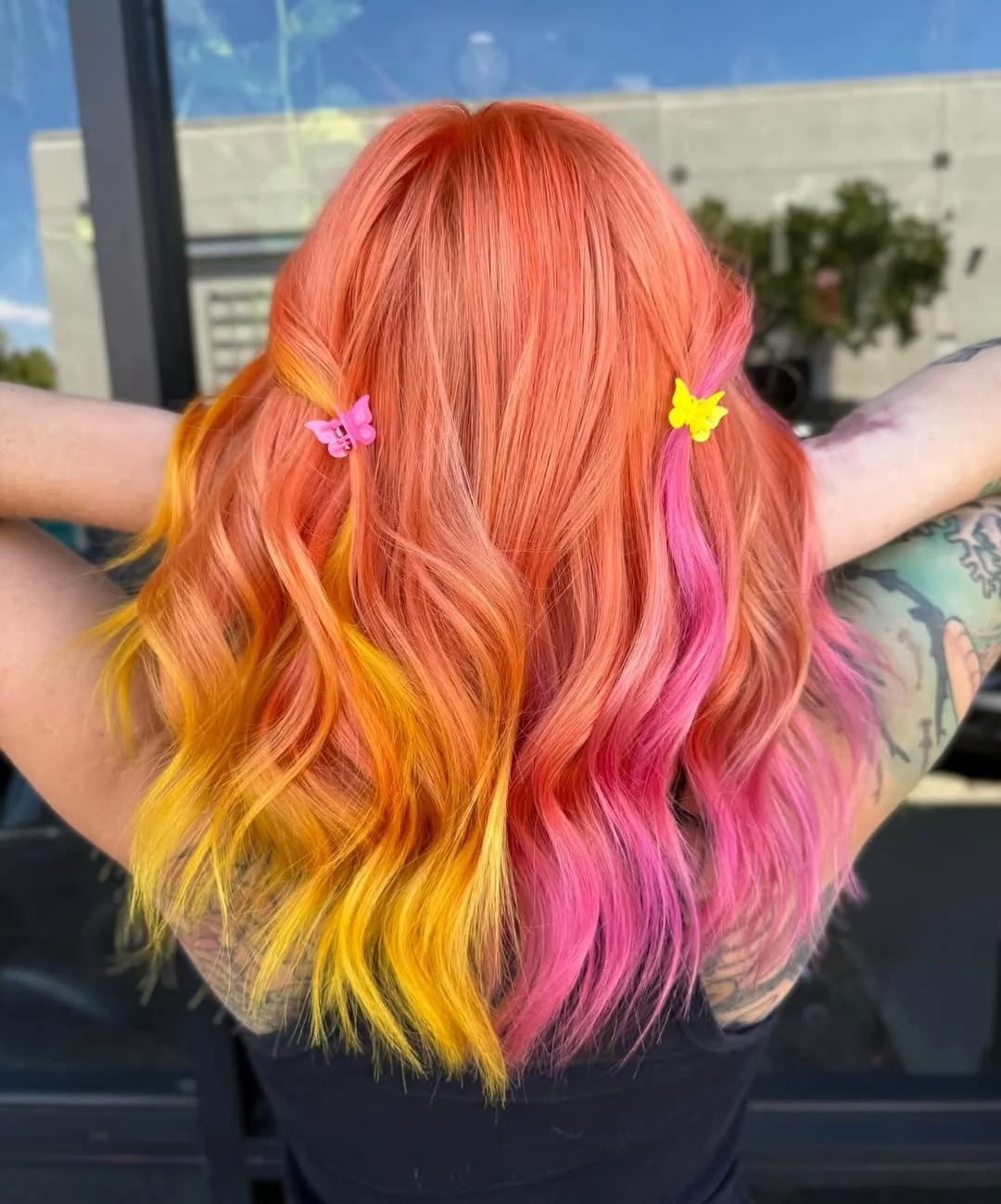 easy summer quick hairstyles 2026 Sunset Melt Waves With Playful Color