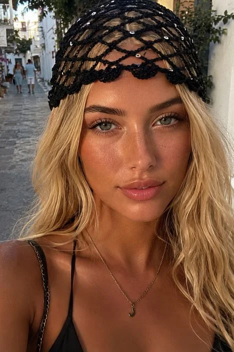easy summer quick hairstyles 2026 Beach Waves With Crochet Headpiece