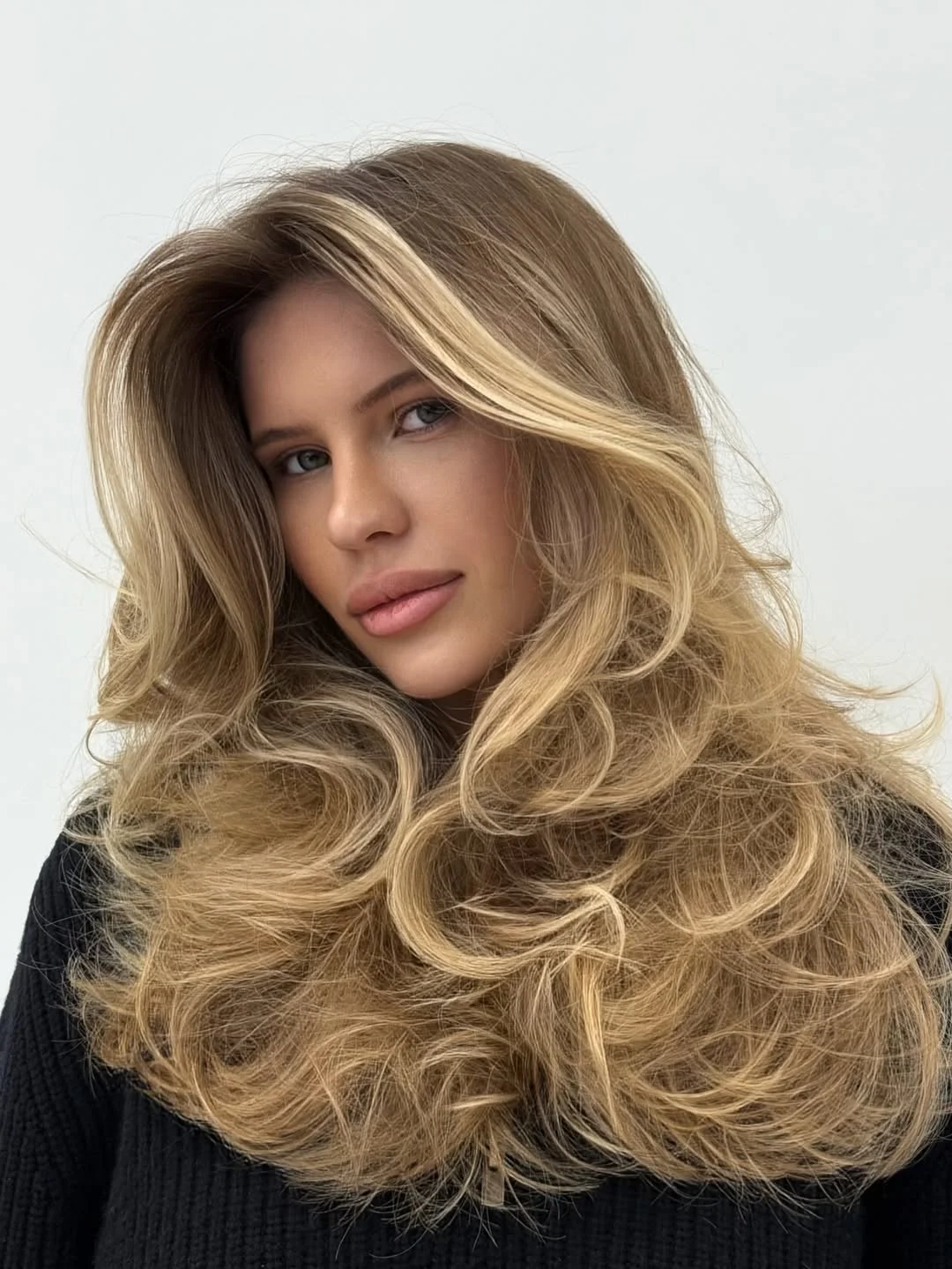 golden summer honey blonde hair color 2026 Soft Rooted Blonde with Face Framing Light Play