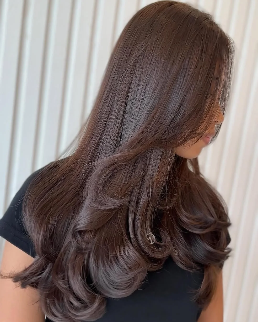 gorgeous summer hair color ideas 2026 Silky Cocoa Layers with Soft Summer Depth