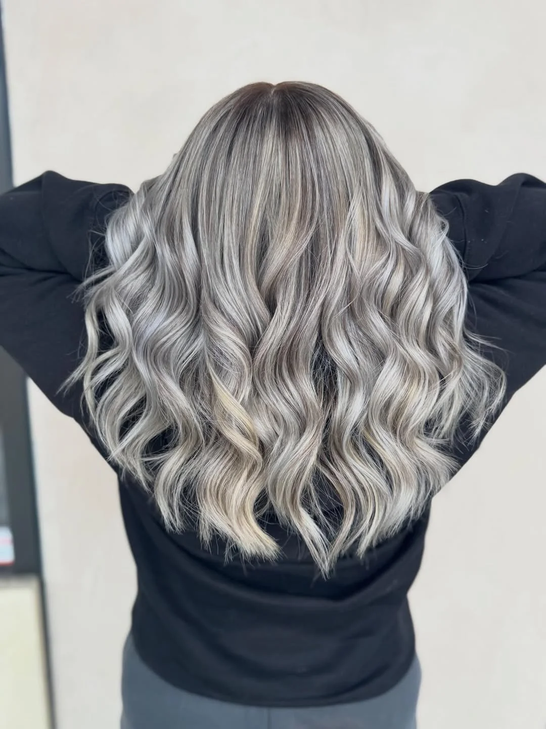 icy summer ash blonde hair color 2026 Cool ash waves with soft blended contrast