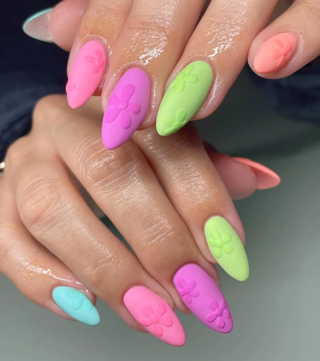 June Nails Ideas 2026 Pastel Almond Nails