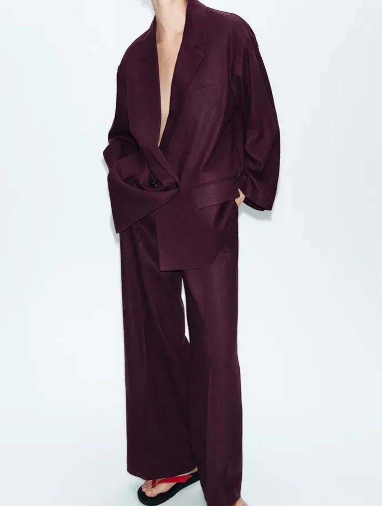 June Outfits Ideas - Summer Trends 2026 Dark Cherry Tailoring Feels More Modern Than Black