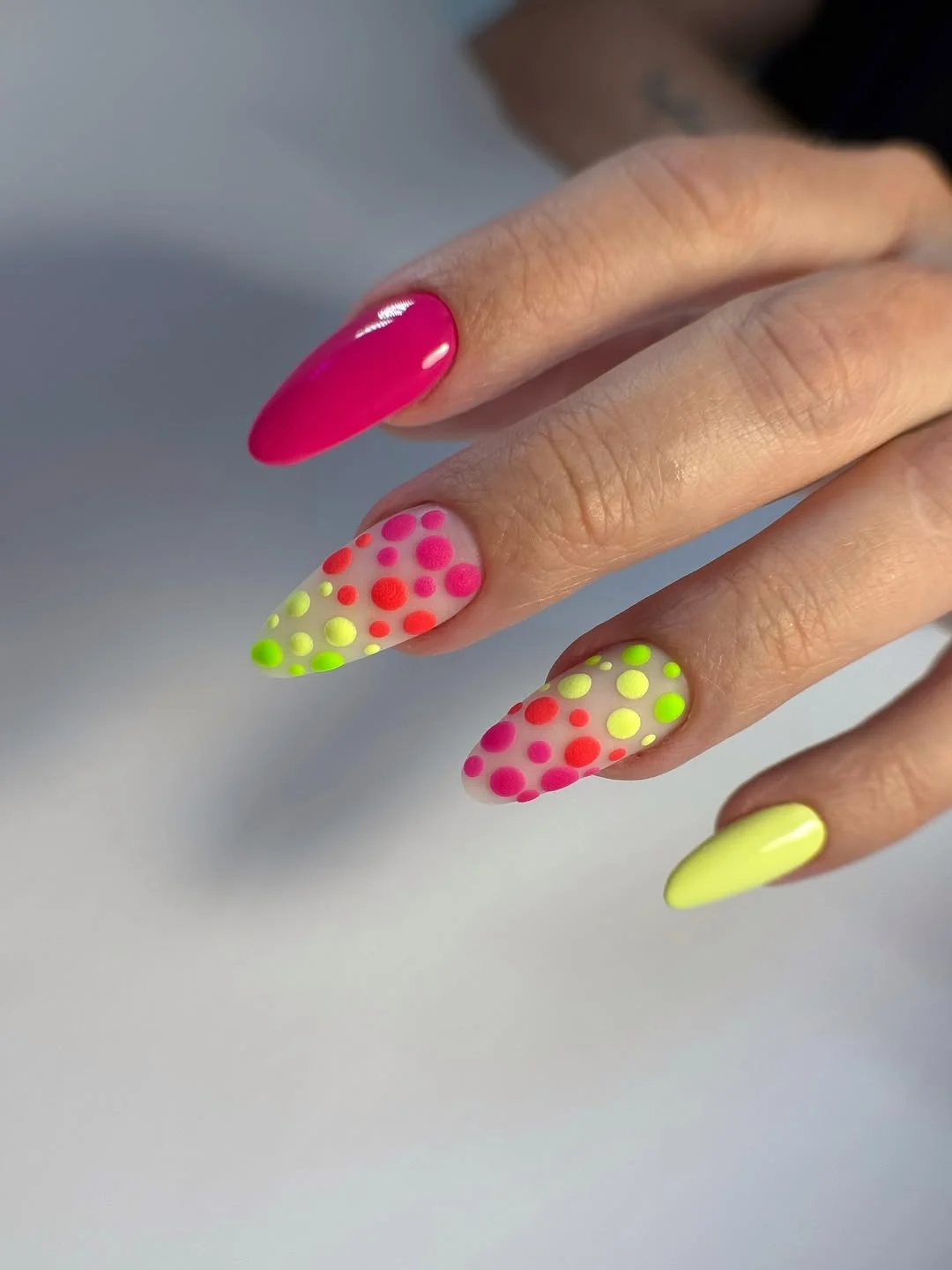 Neon Summer Nails 2026 That Make Every Summer Outfit Pop