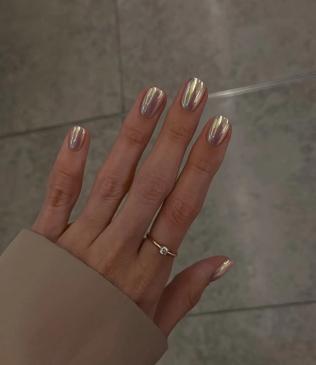 short summer nails 2026 Liquid Silver Chrome Energy