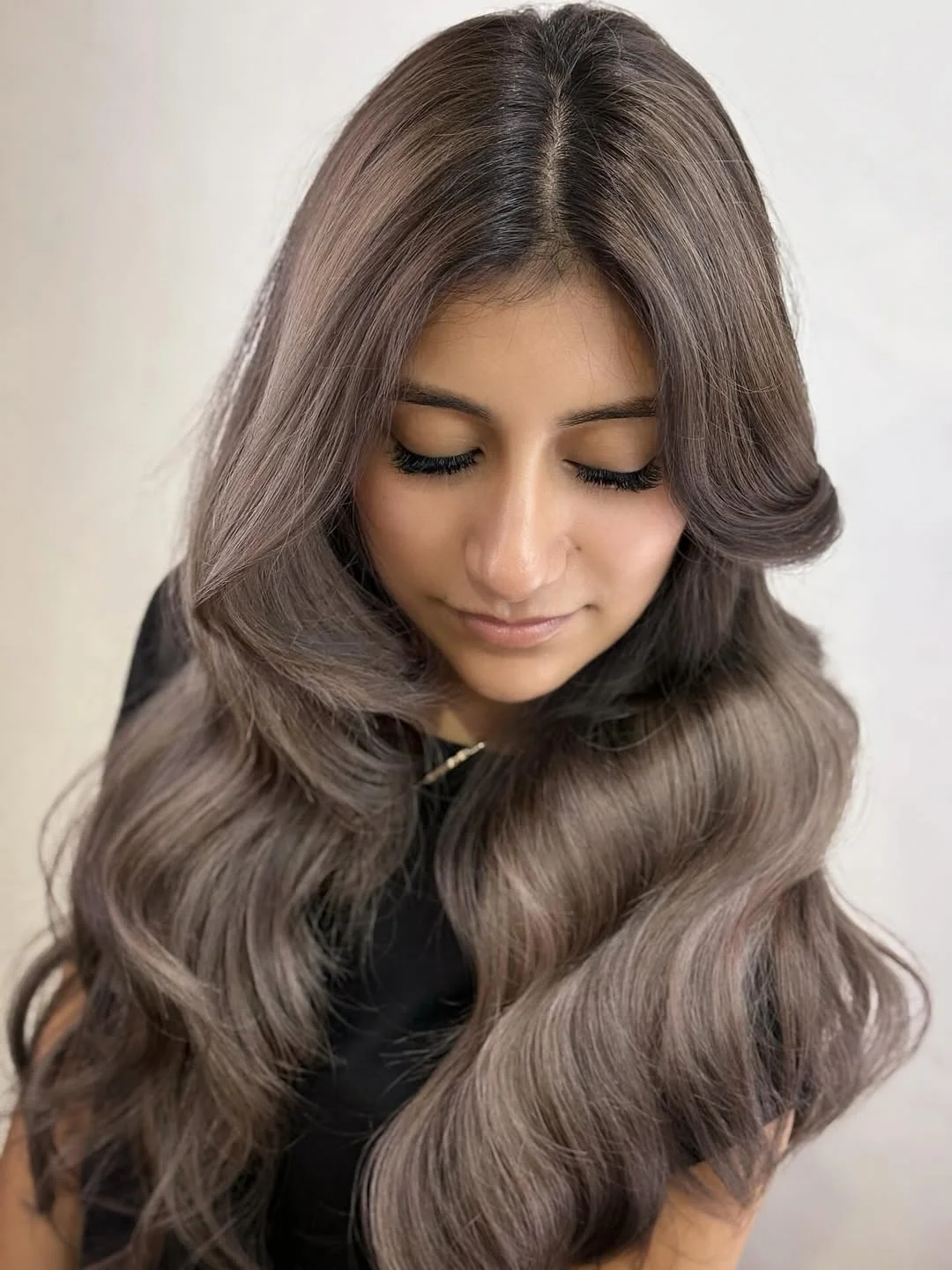 smoky summer ash brown hair color 2026 Soft milk tea smoky waves with silky volume