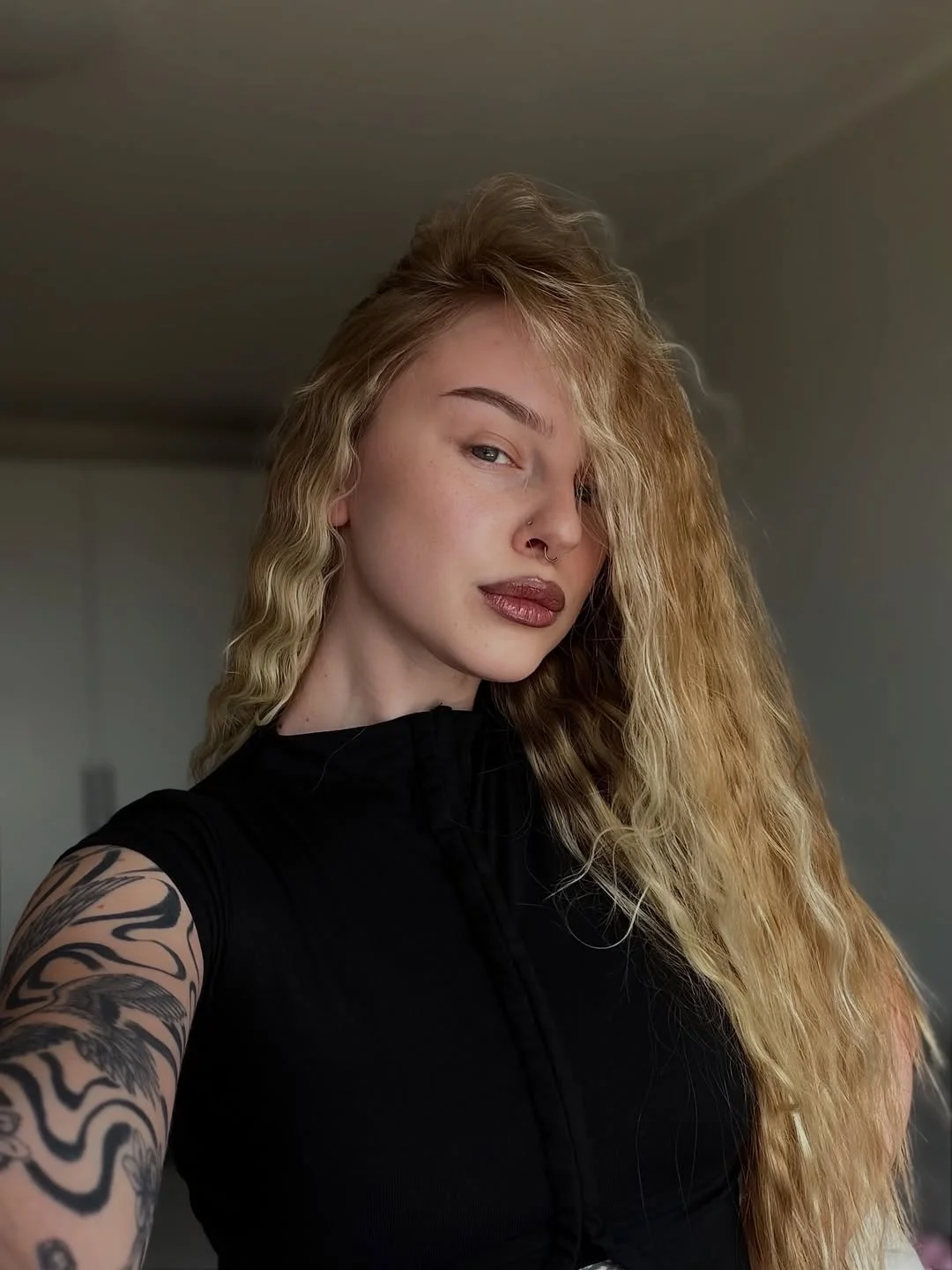 soft summer wavy hairstyle 2026 Natural Long Waves With Lived In Texture