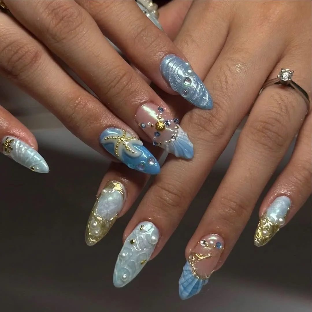 summer beach nails 2026 Ocean Pearl Chrome Nails