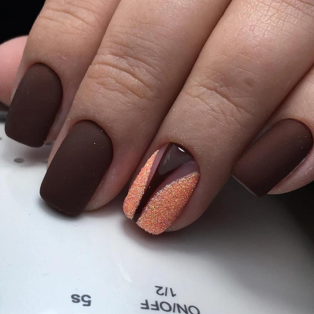 summer dip nails 2026 Chocolate Brown Dip Nails With Sparkling Accent Details