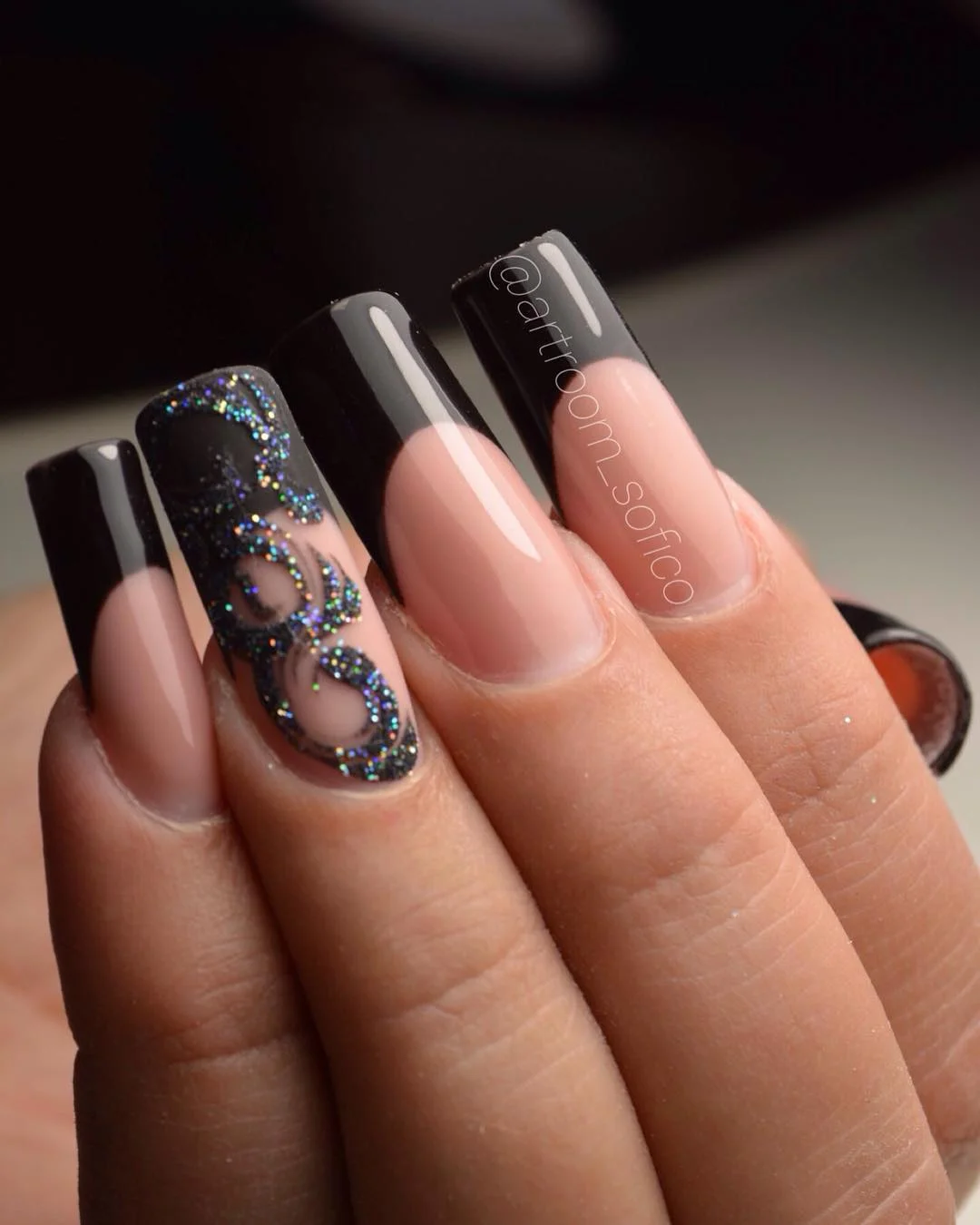 summer dip nails 2026 Black French Tip Nails With Glitter Swirls