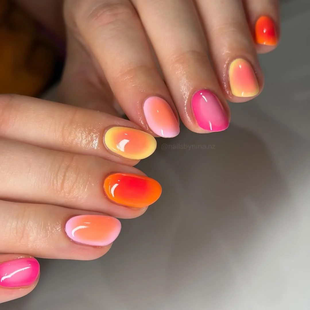 summer gel nails 2026 Bright Sunset Aura Nails