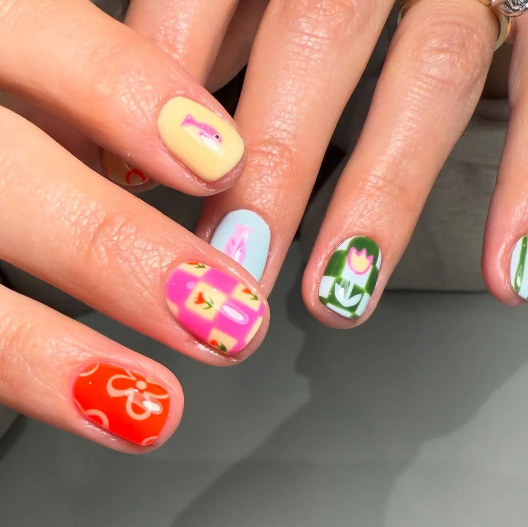 summer manicure color ideas 2026 Colorful Retro Nail Art for Hot Summer Days
