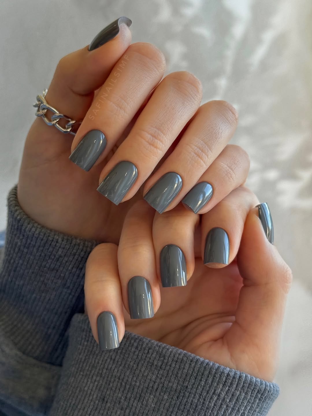 summer nail colors 2026 Glossy Slate Gray Nails