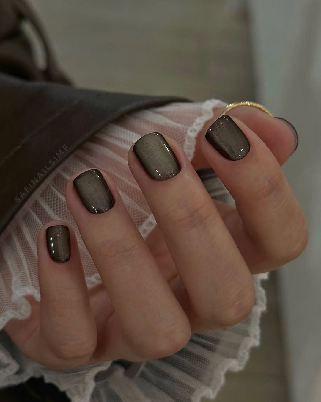 summer nail colors 2026 Smoky Metallic Short Nails