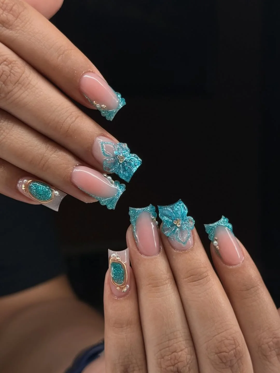 summer nails square 2026 Blue Glitter Bow Square Nails