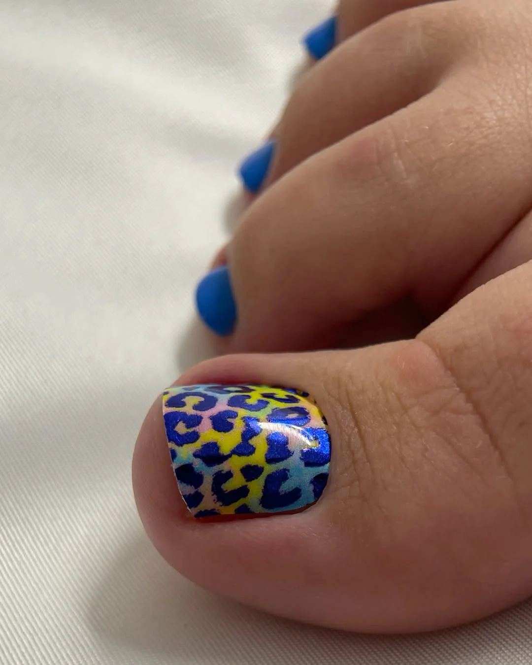 summer pedicure colors 2026 Bright Blue Leopard Accent Nails