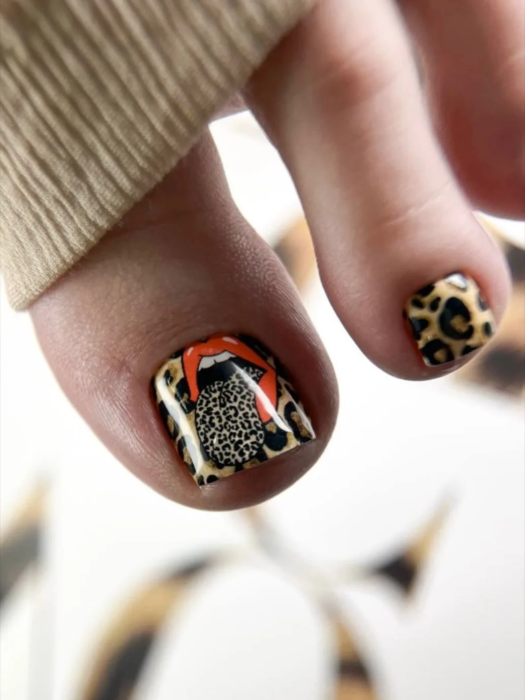Summer Pedicure Colors 2026 - Trendy Ideas for Bright and Soft Summer Toes