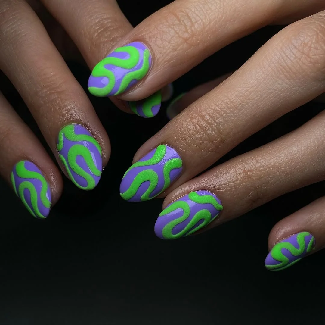 summer vibrant nails summer 2026 Retro Lime Wave Short Nails