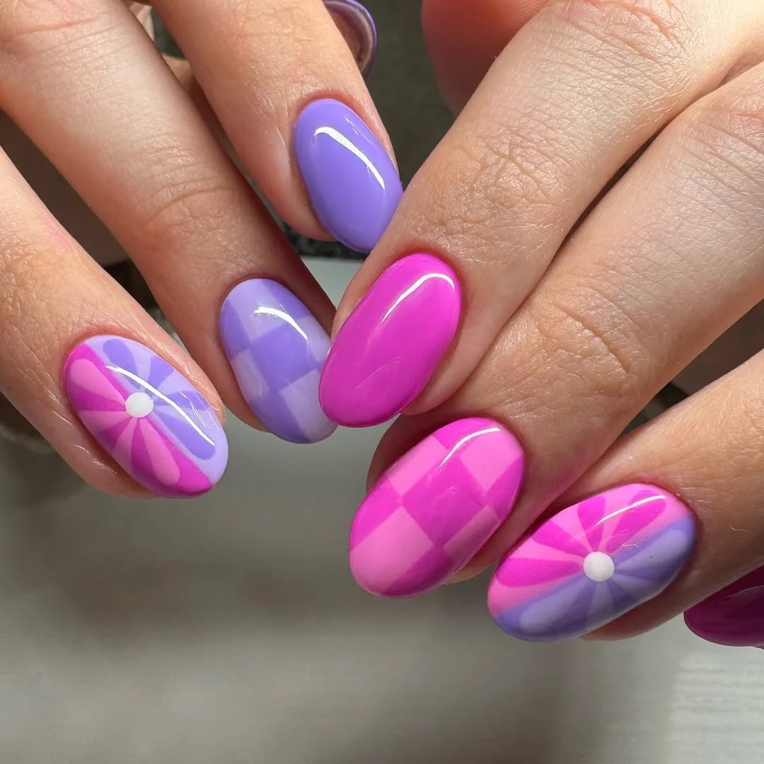 summer vibrant nails summer 2026 Pink Lavender Mod Nails