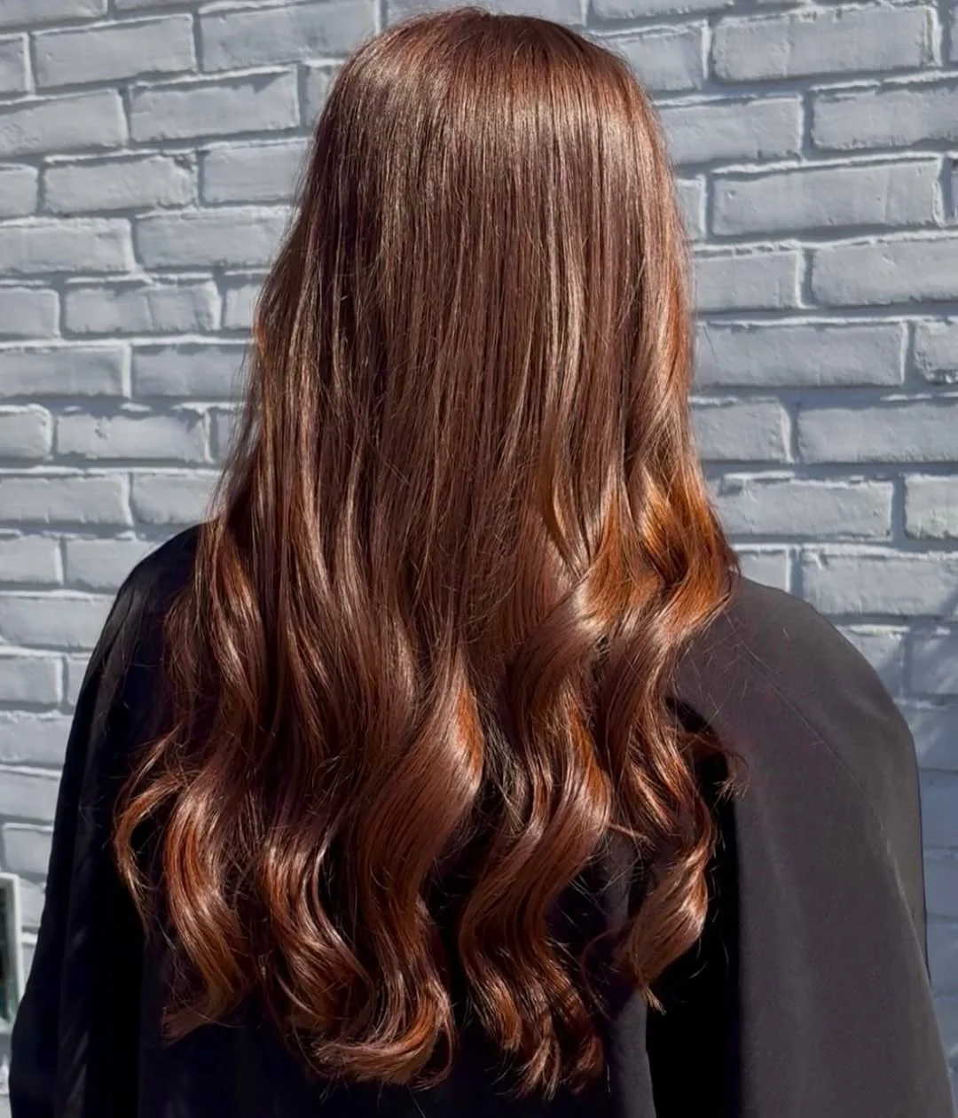 summer outfits for women 2026 Deep Auburn Waves With a Quiet Luxe Feel