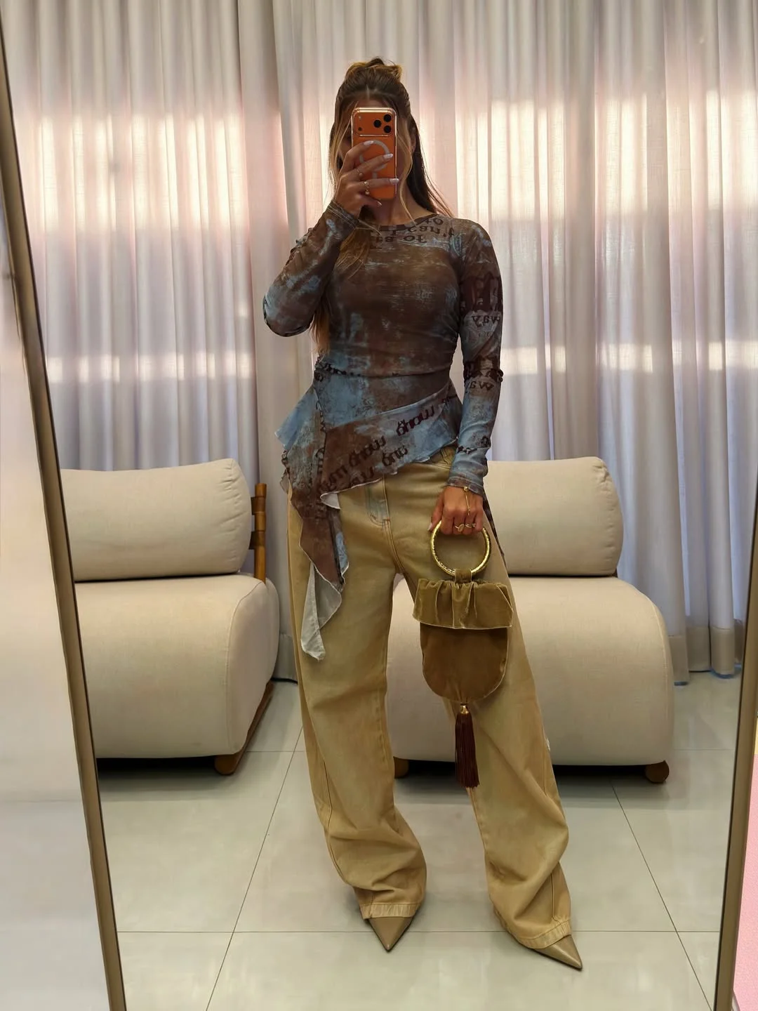 autumn fashion outfits 2026 Earth-Toned Mesh Layers with Modern Wide-Leg Pants