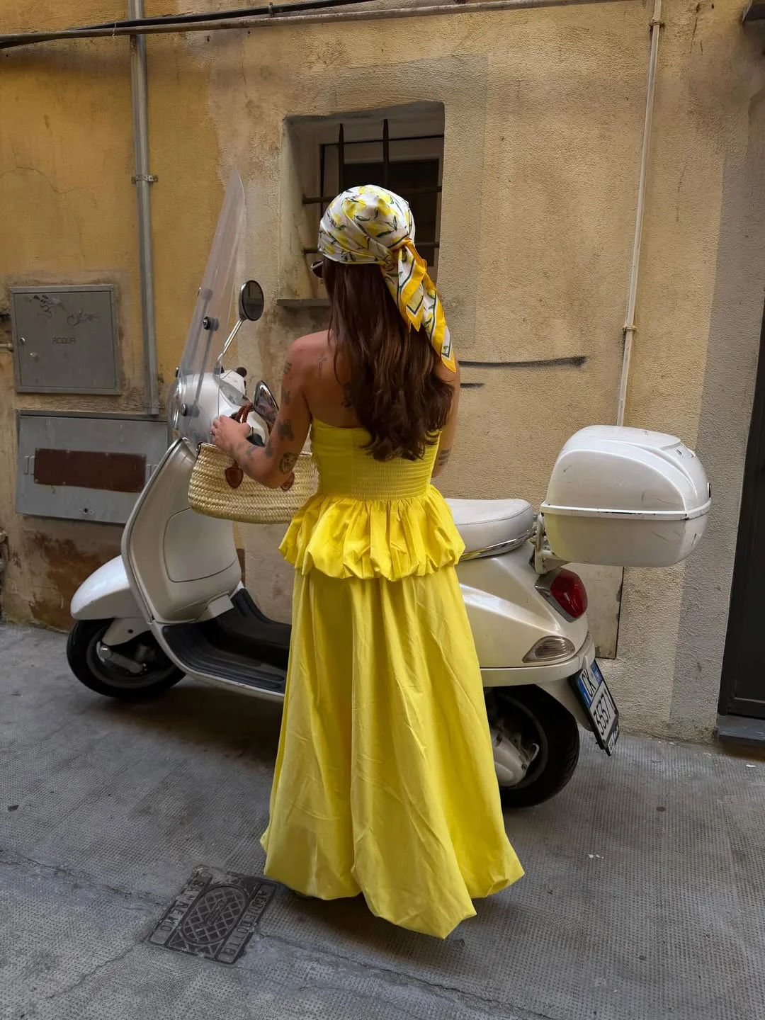 chic early summer outfits 2026 Lemon Yellow Elegance on European Streets