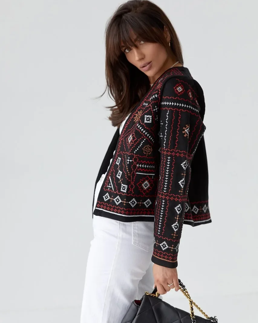 chic fall fashion aesthetic 2026 Modern Folk Details With Vintage Appeal