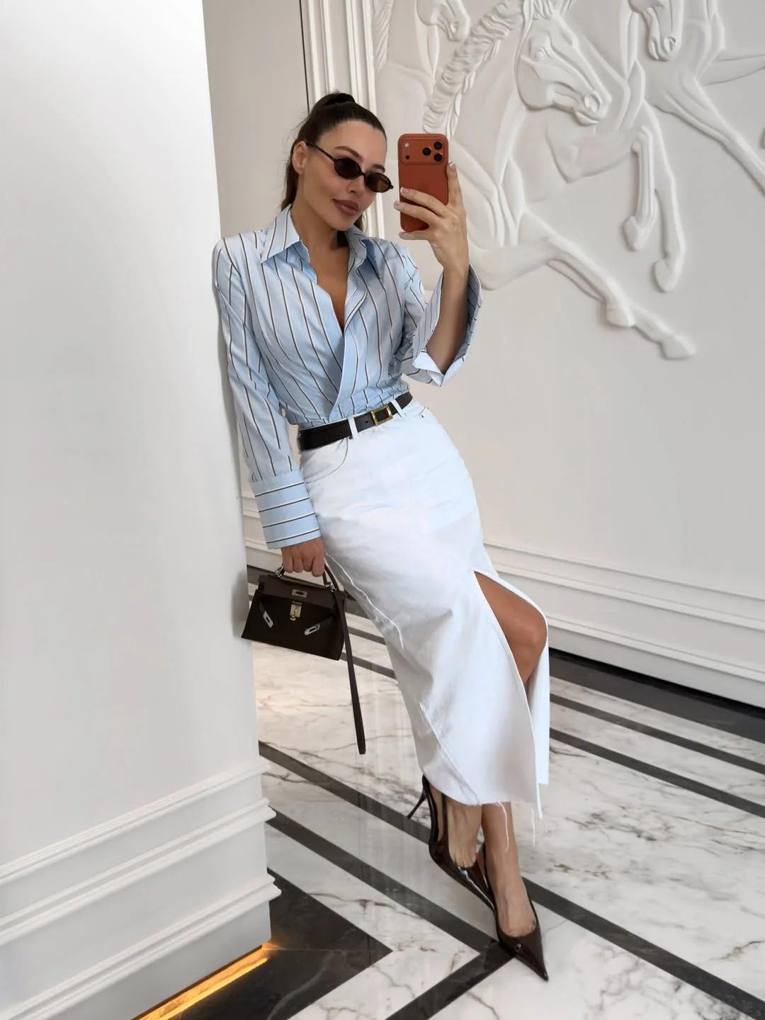 chic fall outfits for women in 30s style 2026 Blue Stripes and Quiet Office Elegance