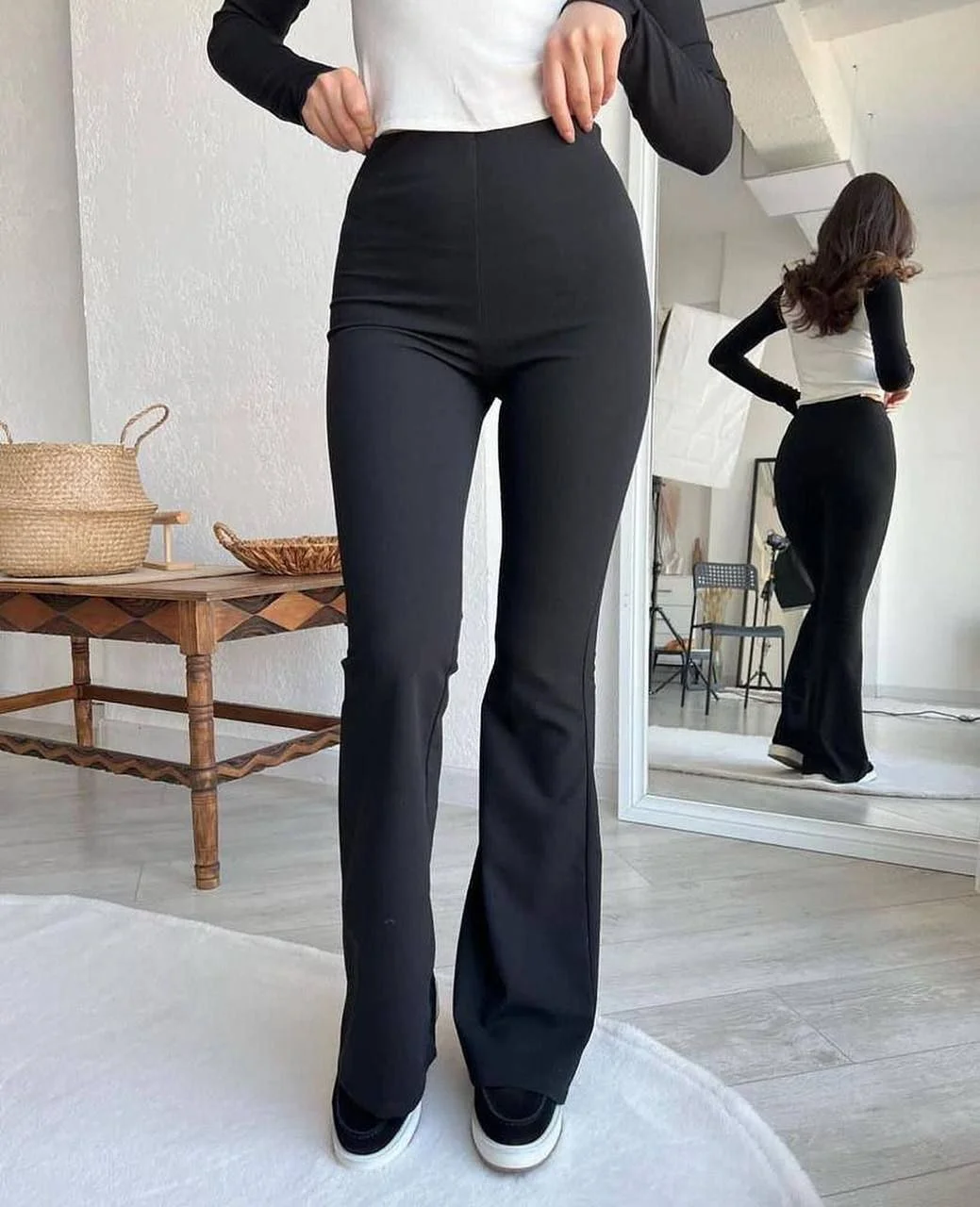 chic fall outfits with leggings and sneakers 2026 Flare Leggings That Feel Elevated