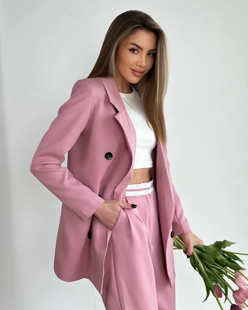 chic fall smart casual office outfits women 2026 Soft Pink Tailoring for a Fresh Office Update