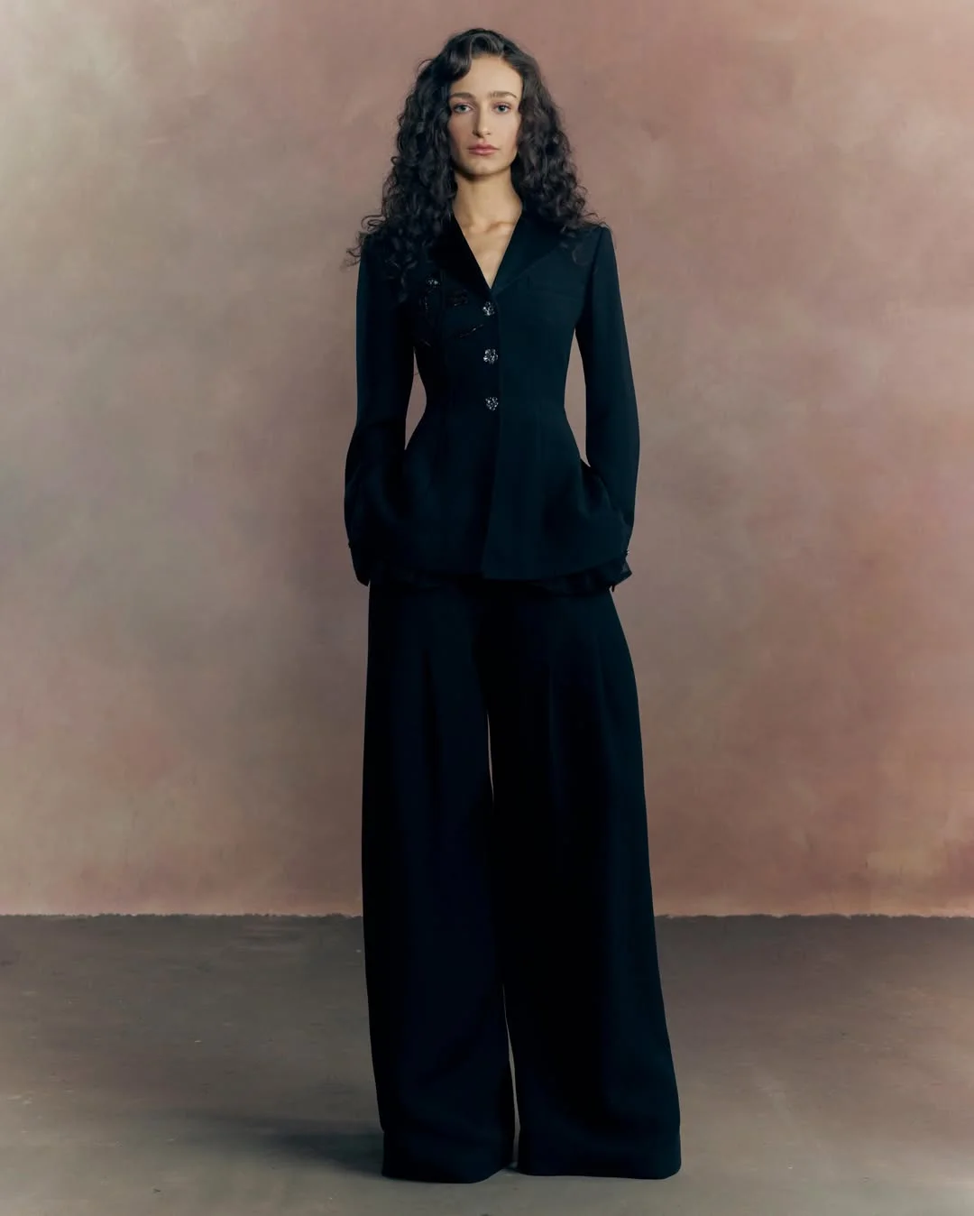 chic new trends: fall fashion 2026 Black Tailoring Finds Its Soft Side