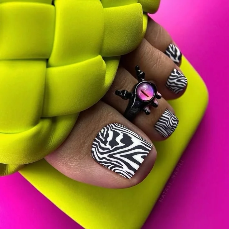 chic summer toe nails design ideas 2026 Bold Zebra Statement