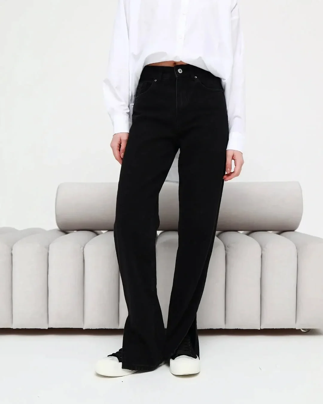 cute fall mom outfits 2026 Black Denim That Works With Everything