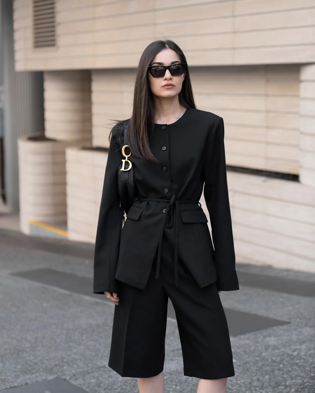 elegant fall fitted blazer outfit 2026 Minimalist Tailoring With a Modern Architectural Feel