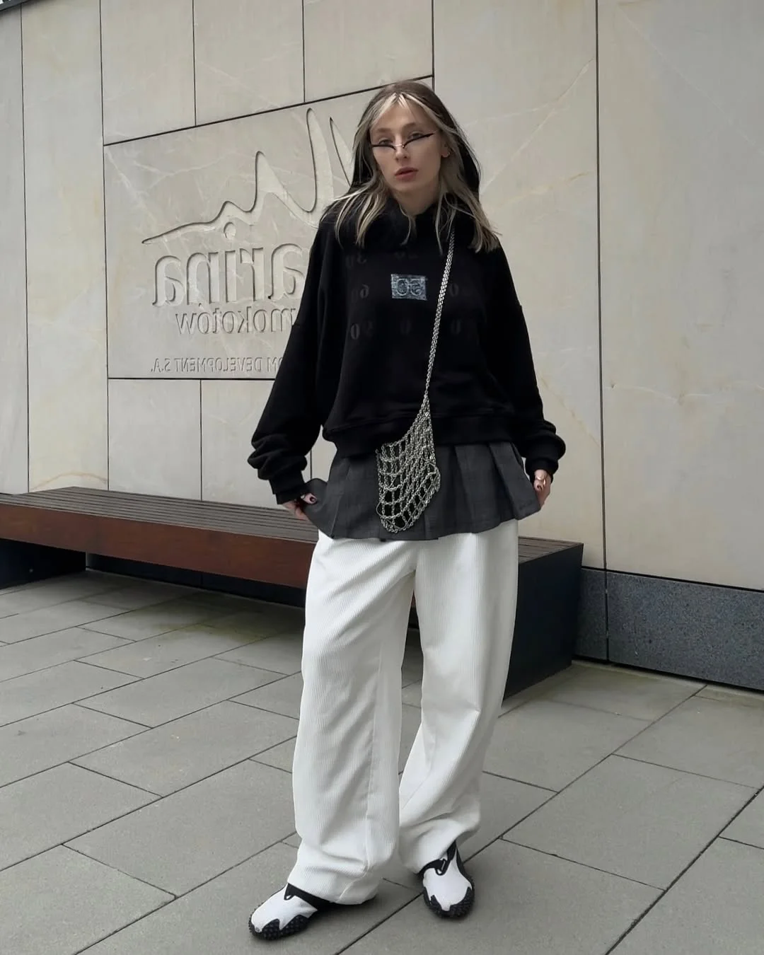 elegant fall outfits ideas 2026 Modern Layering with Monochrome Contrast